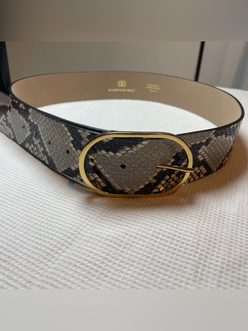B-Low The Belt Women's Gray/Black
Snakeskin Fashion Belt Size M
Adjustable